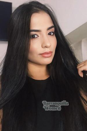 219558 - Paola Age: 33 - Colombia