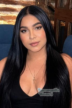 227132 - Maybelline Age: 24 - Colombia