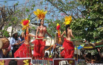 People enjoying the Carnival festival in Barranquilla